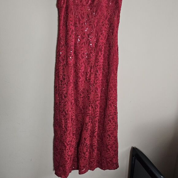 Candlelite NWT Lace Sequin Off The Shoulder Red Formal Cocktail Maxi Dress Large - Picture 8 of 8